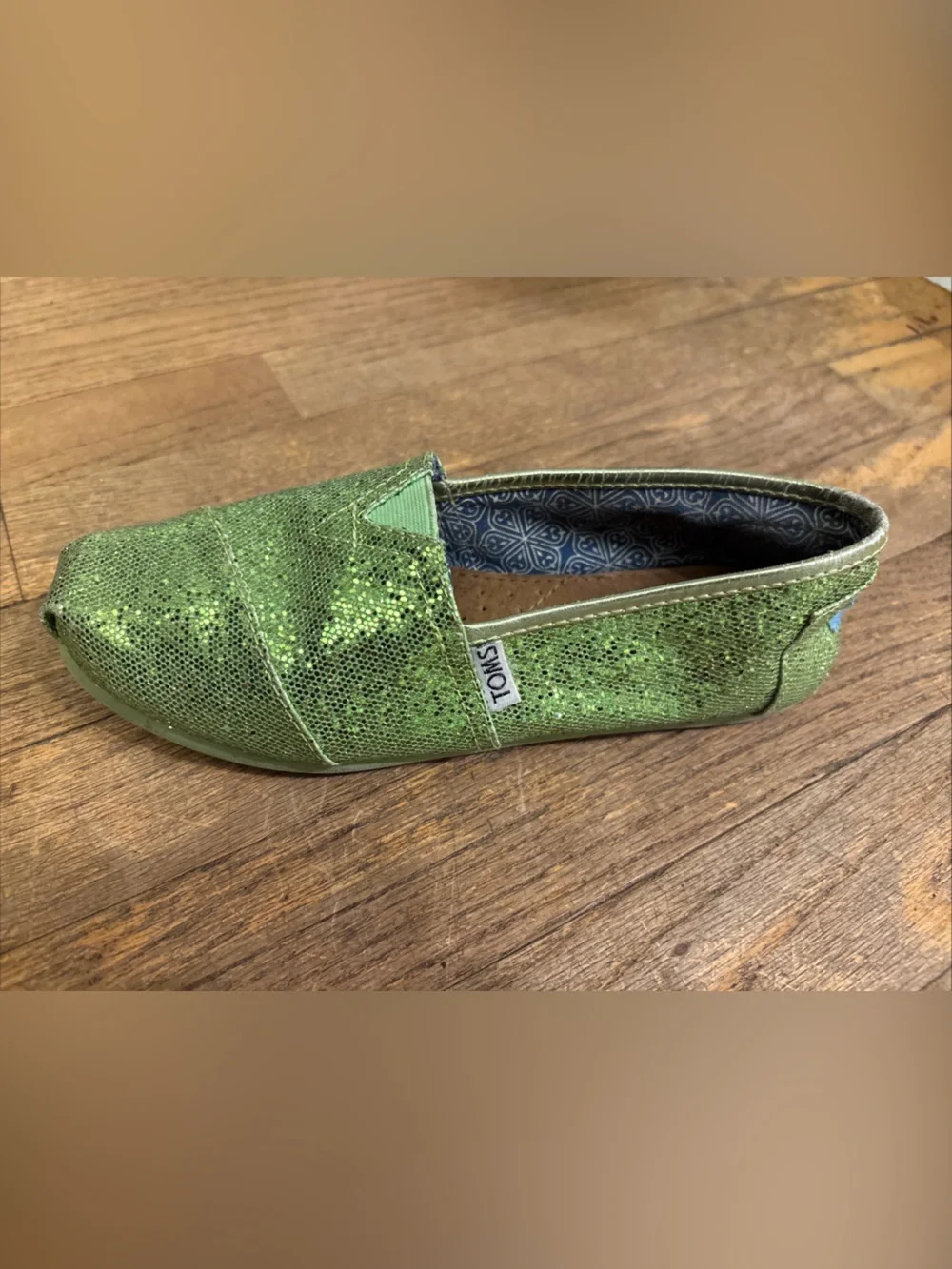 TOMS Kids Green Sparkle Slip-On Shoes Youth 3.5 Tinkerbell